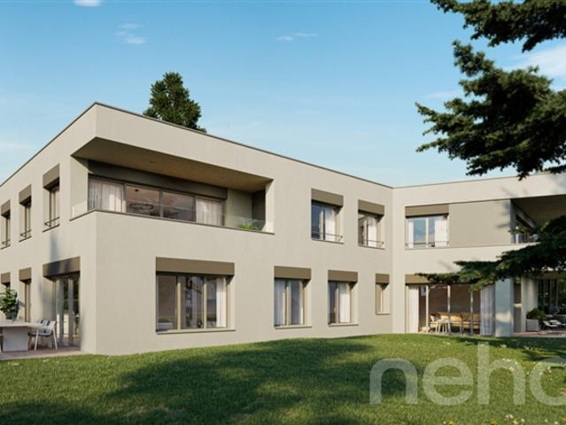 Luxuswohnung mit großem Garten und Terrasse