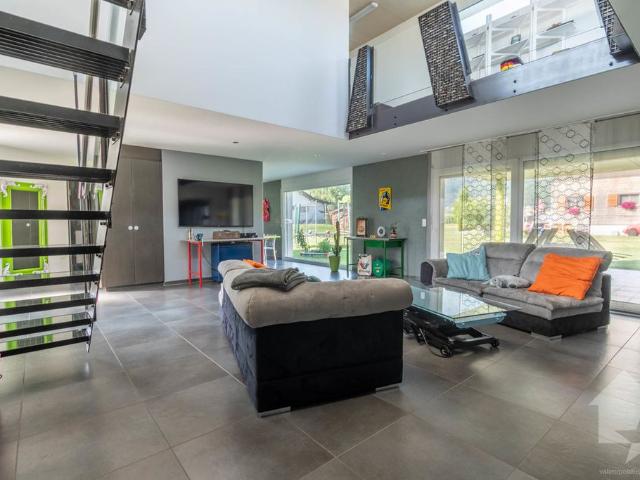 Luxuriöse 3 Zimmer Villa zu verkaufen in Chablais Valaisan, Collombey, Kanton Wallis