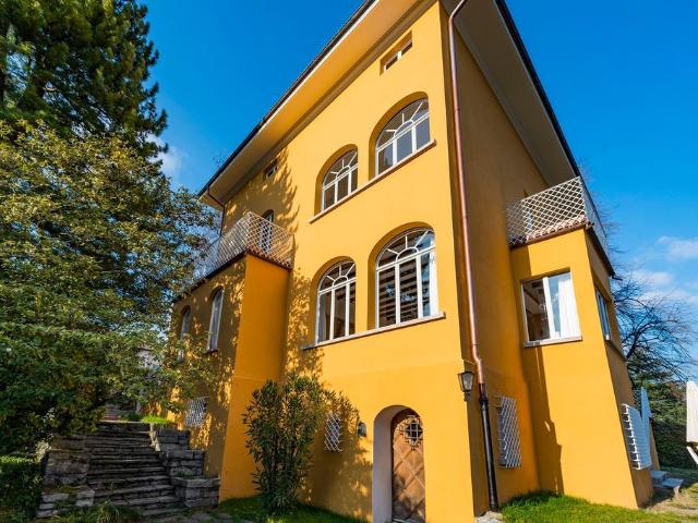 Luxuriöse 10 Zimmer Villa zu verkaufen in Sorengo, Tessin