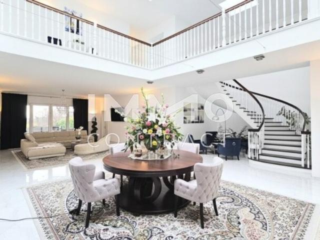 Luxuriöse 11 Zimmer Villa zu verkaufen in Pfaffstätten, Niederösterreich