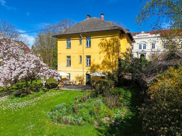 Luxuriöse 11 Zimmer Villa zu verkaufen in Sankt Florian, Österreich