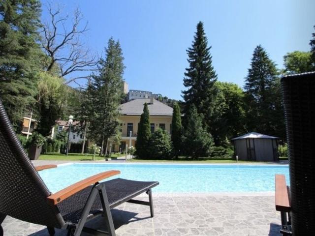 Luxuriöse 17 Zimmer Villa zu vermieten in Baden, Niederösterreich
