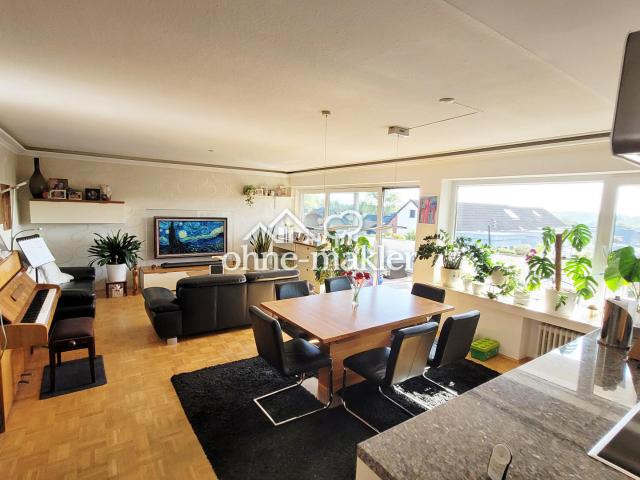 Luxuriöse 4,5 Zimmer Wohnung in Top Lage von Dinslaken und großem Sonnenbalkon – provisionsfrei!
