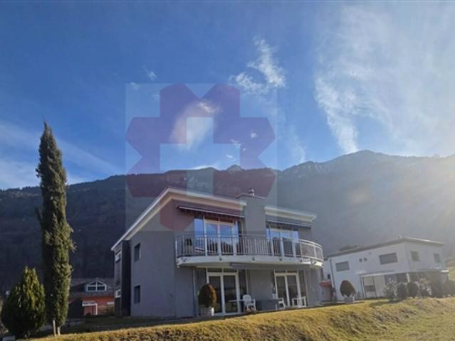 Luxuriöse 4 Zimmer Wohnung in der malerischen Lage in Bex