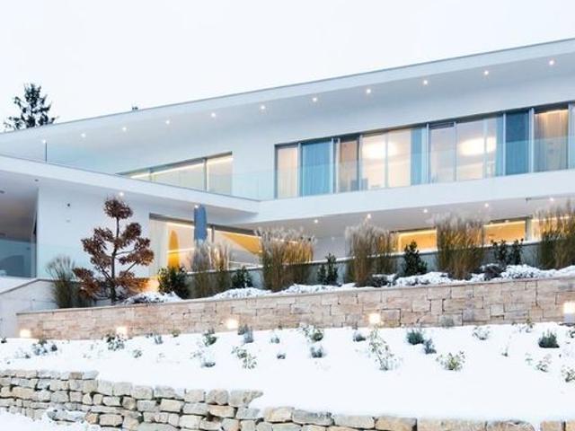 Luxuriöse 4 Schlafzimmer Villa zu verkaufen in Sulz im Wienerwald, Niederösterreich