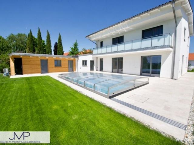 Luxuriöse 6 Zimmer Villa zu verkaufen in Gols, Burgenland