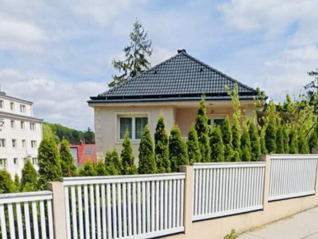 Luxuriöse 8 Zimmer Villa zu verkaufen in Hietzing, Österreich