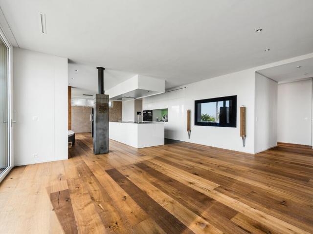 Luxuriöse Attika Wohnung mit Smart Home und Wellness Oase