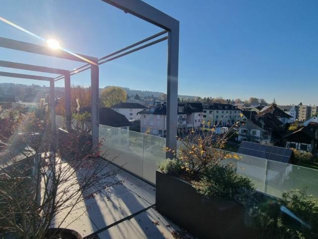 Luxuriöse Attika Wohnung mit Smart Home und Wellness Oase