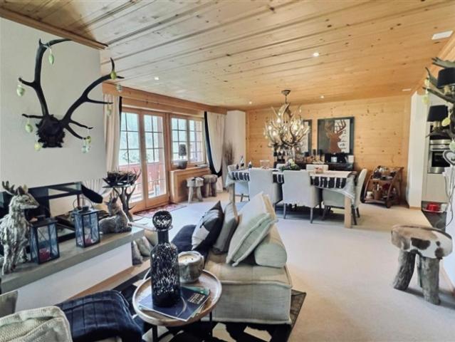 Luxuriöse Wohnung zum Verkauf in Château d'Oex