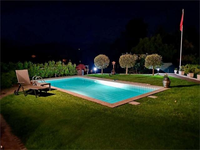 Luxuriöse Villa, 3 Schlafzimmer, zu verkaufen in Pura, Kanton Tessin