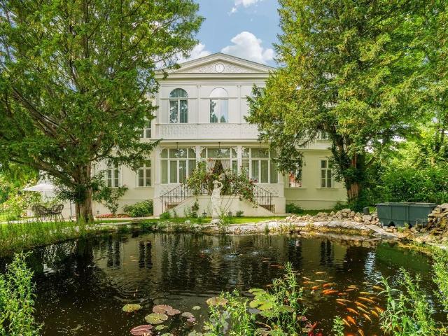 Luxuriöse Villa, 6 Schlafzimmer, zu verkaufen in Baden, Österreich