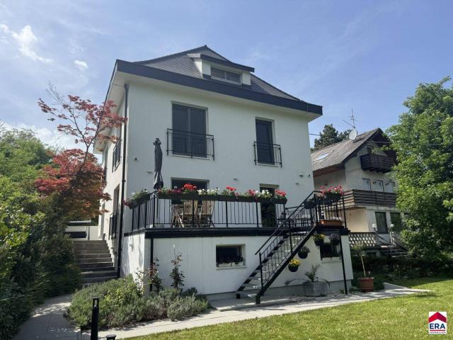 Luxuriöse Villa in Klosterneuburg: Modernes Wohnen auf 288 m² in bester Lage!