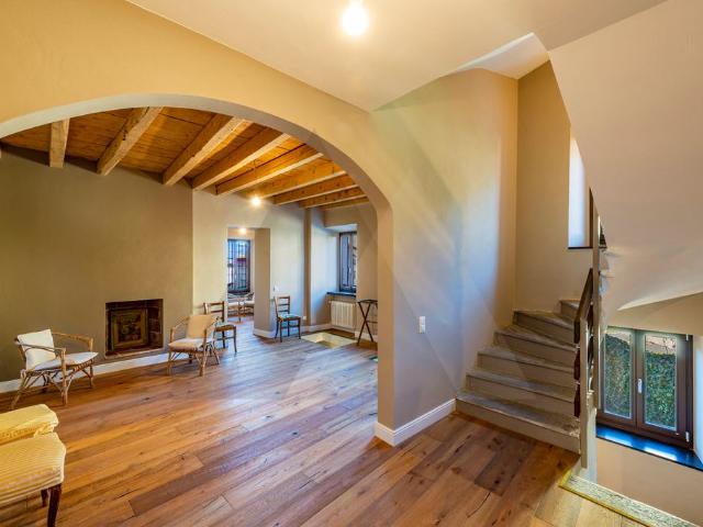 Luxuriöses Einfamilienhaus von 250 m2 zu verkaufen in Via Alla Selva, Muzzano, Kanton Tessin