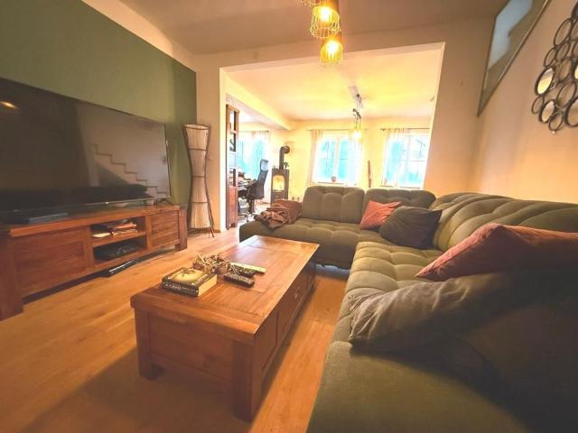 Luxuriöses Haus mit 4 Schlafzimmer zu verkaufen in Enzersdorf an der Fischa, Österreich