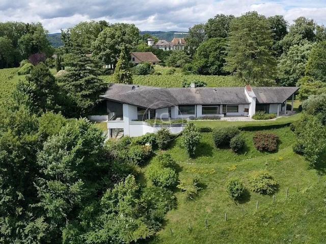 Luxuriöses Haus mit 6 Schlafzimmer zu verkaufen in Dully, Schweiz