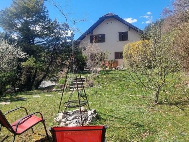 Luxuriöses Haus zu verkaufen in Saint George, Schweiz