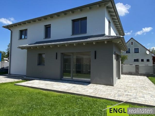 Luxuriöses Haus zu verkaufen in Unterwaltersdorf, Niederösterreich