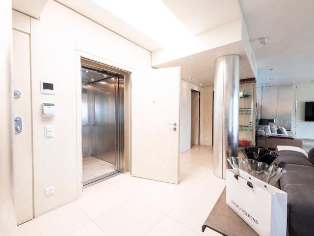 Luxuriöses Penthouse mit 247 m2 zu verkaufen Lugano, Schweiz