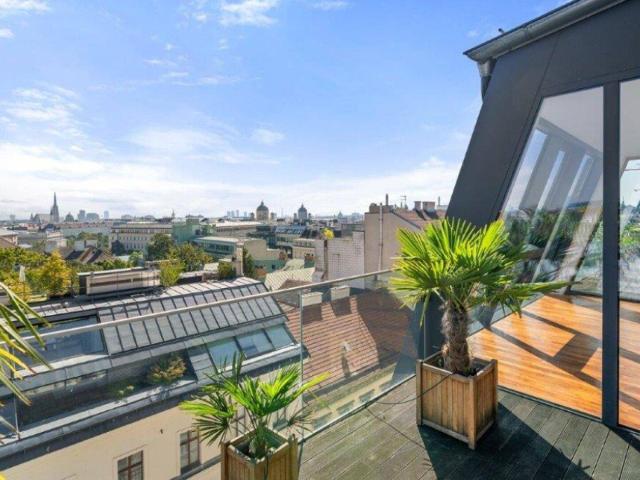 Traumhaftes Wohnen im Herzen von Wien DG Wohnung mit 235m², Balkon, Terrassen, 4 Zimmer und Luxusausstattung!
