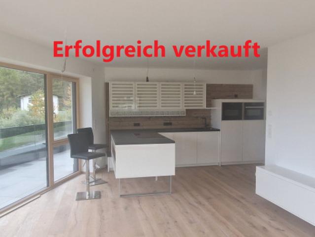 Luxuriöses Wohnen in Tirol Erstbezug mit Garten, Terrasse und Bergblick