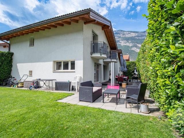 Luxuriöses 3 Zimmer Einfamilienhaus zu verkaufen in Saxon, Saxon, Martigny District, Kanton Wallis