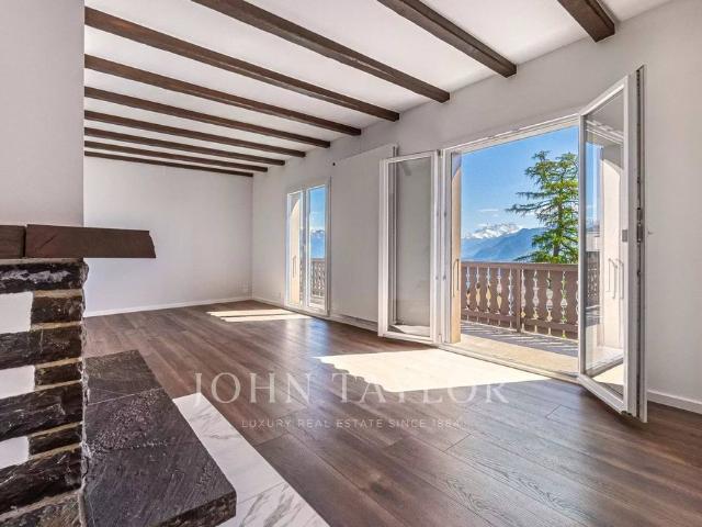 Luxuriöses 4 Zimmer Chalet zu verkaufen Chardonne, Schweiz