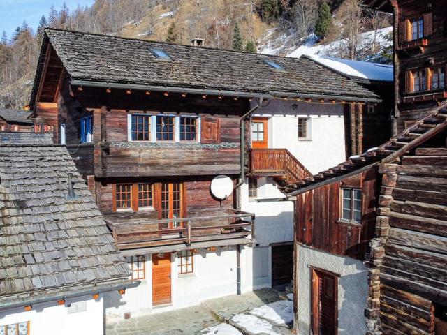 Luxuriöses 4 Zimmer Chalet zu verkaufen Mission, Mission, Kanton Wallis