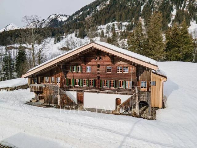 Luxuriöses 5 Schlafzimmer Chalet zu vermieten Gsteig, Schweiz