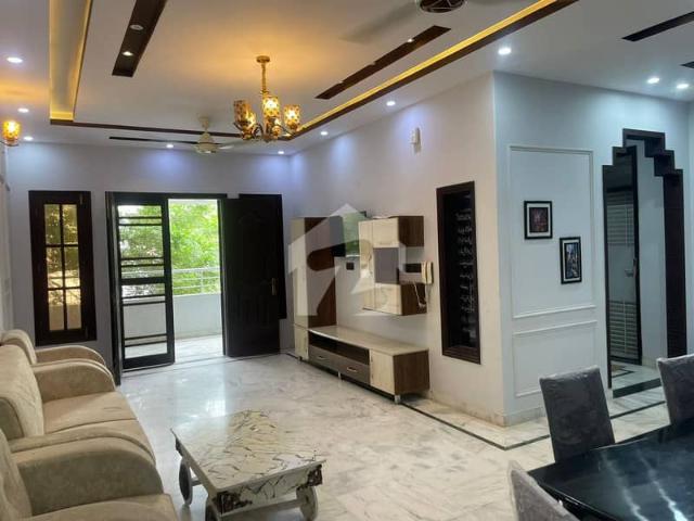 Luxurious 3 bed dd first floor available for sale
