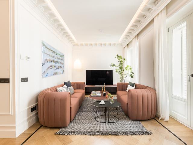 Luxurious 3 bedroom apartment with terrace in the Goya neighborhood
