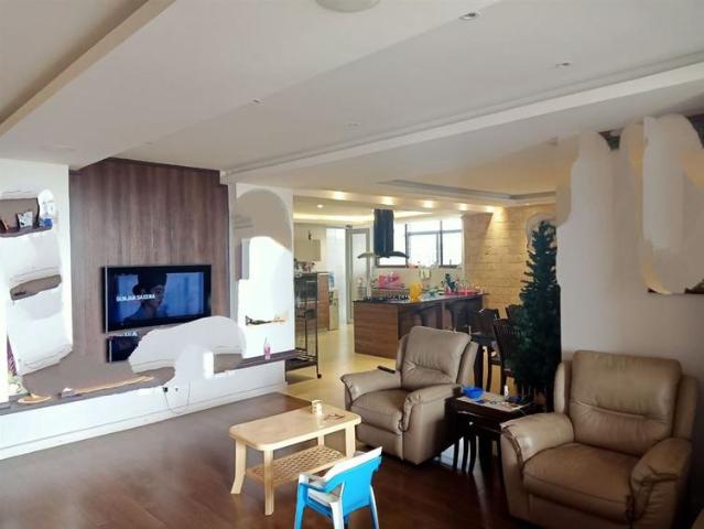 Luxurious 3 bedroom apartment for sale in parklands