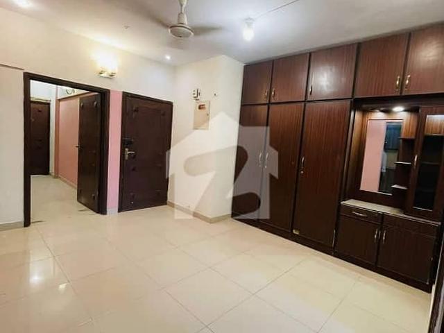 Luxurious 02 Bedrooms Drawing Dining Apartment Available For Rent