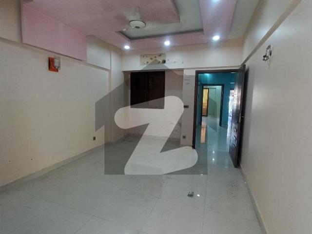 Luxurious 1800 sq ft 3 bedroom apartment for rent in the heart of bukhari commercial, dha phase 6