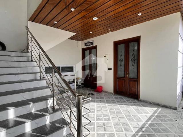 Luxurious 240 sqr. Yds ground + one leased with completion house for sale in sector v gulshan e maymar karachi