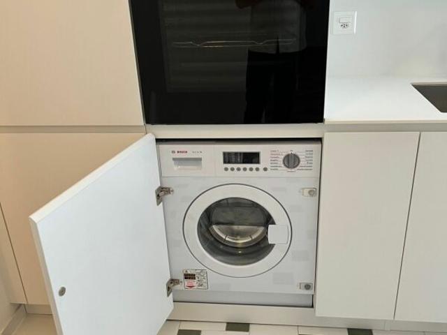 Luxurious 2.5 room apartment with balcony in the beautiful Museum Quarter