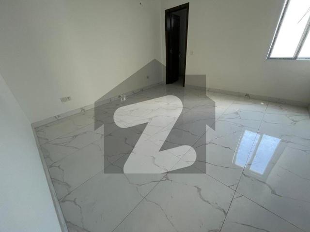 Luxurious 2 Bed Dd Available On Main Shaheed E Millat Road With All Modern Amenities Lift Generator Play Area Masjid Gym Etc Shaheed Millat Road