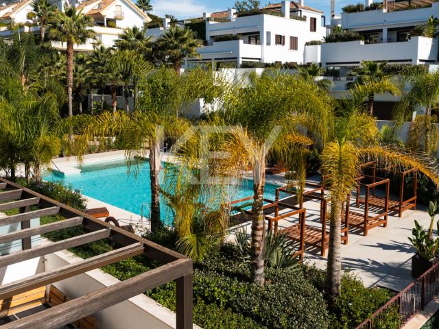 Luxurious 2 Bedroom Apartment in Lomas del Rey, Marbella