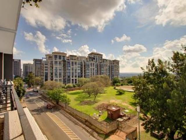 luxurious 2 bedroom executive furnis.