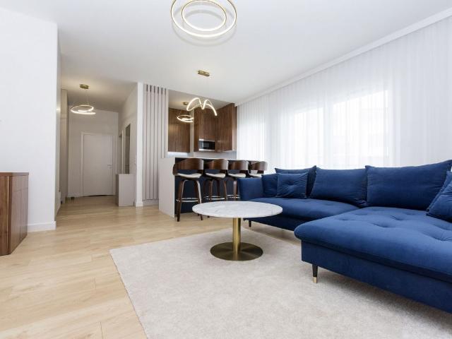 Luxurious 2 bedroom flat overlooking the Bay of Gd