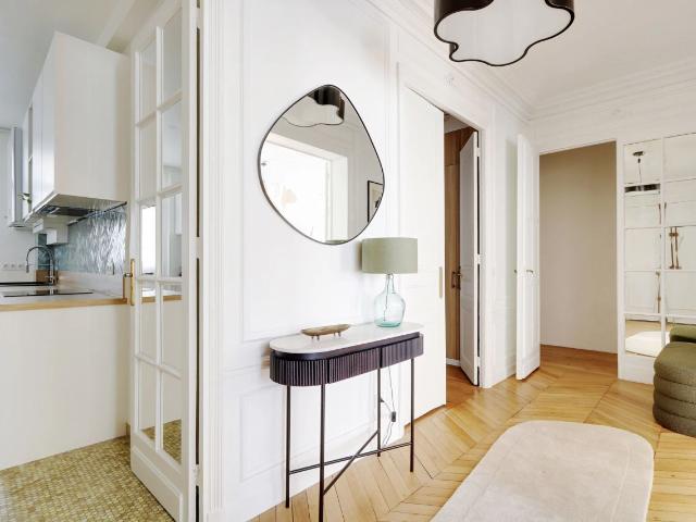 Luxurious 2BDR Av Suffren / EIFFEL TOWER, Paris Amsterdam Apartments for Rent