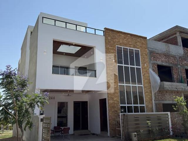 Luxurious 7 Marla House For Sale In F Block Gulberg Greens | 5 Bedrooms | Servant Quarter | Prime Location