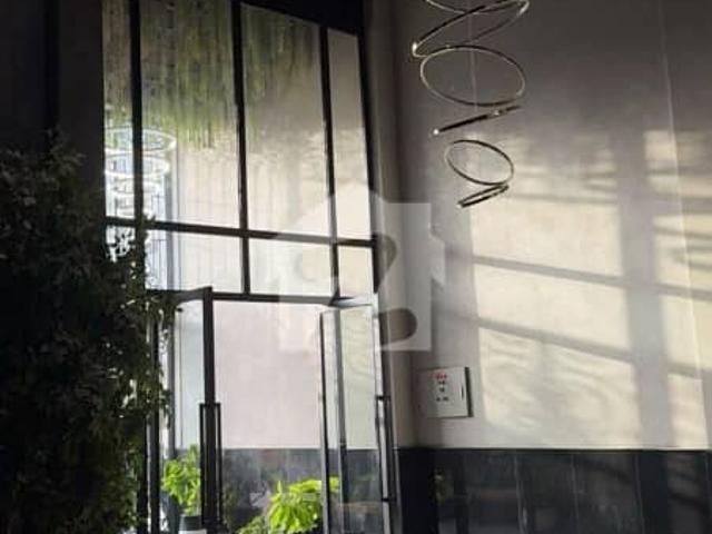 Luxurious 4 Bed Dd Flat Available On Rent At Main Khalid Bin Waleed Road