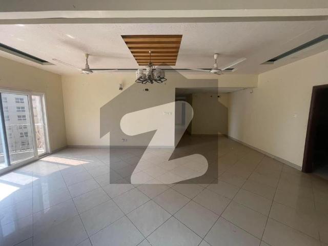 Luxurious 4 Bedrooms Apartment For Rent In CREEK VISTA Only For Multinationals And Foreigners Creek Vista