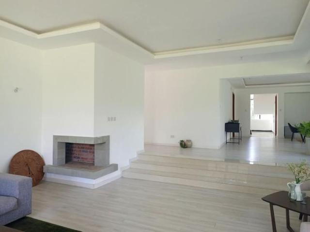 Luxurious 5 Bedroom All En Suite Townhouse for Sale in Karen – Ksh 100M