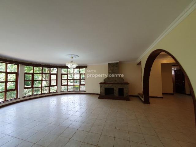 Luxurious 5 bedroom Home