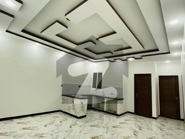 Luxurious corner 3 bed dd available on booking