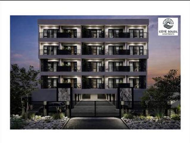 luxurious beachfront apartments on b.