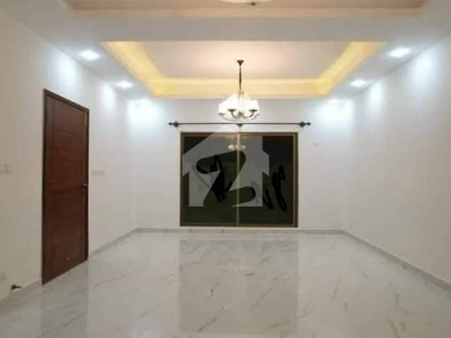 Luxurious Beautiful Brig House 375 Sq Yards
