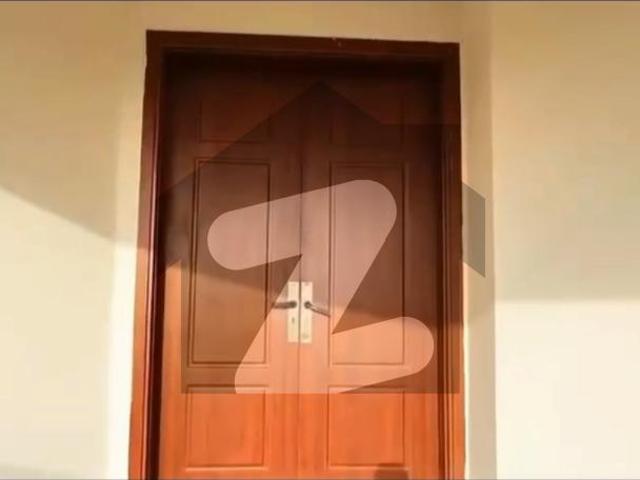 Luxurious Beautiful Independent House 500 Sq Yards Falcon Complex New Malir